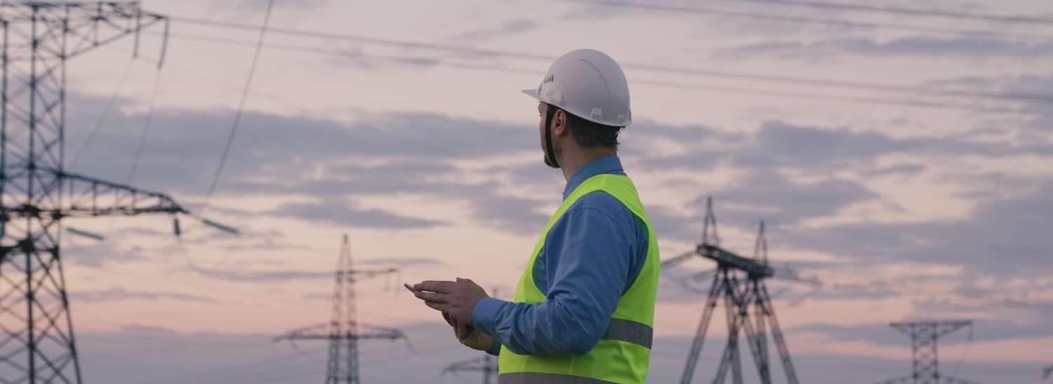 Esri Utility Network GIS for water gas and electric